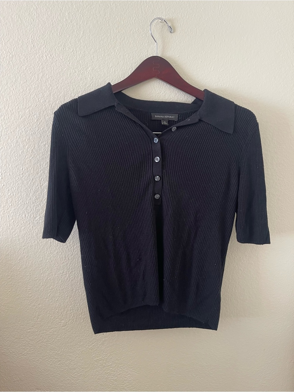 Banana Republic Black Ribbed Short-Sleeve Polo Button-Down